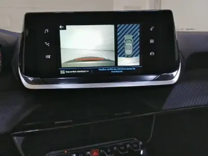 Photo 50 Peugeot 2008  PureTech 130 S&S EAT8