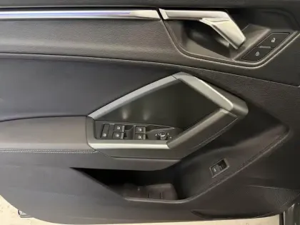 Photo 34 Audi Q3  Sportback 35 TFSI 150 ch S tronic 7