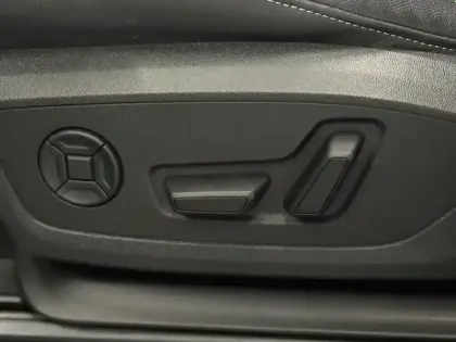 Photo 13 Audi Q3  Sportback 35 TFSI 150 ch S tronic 7