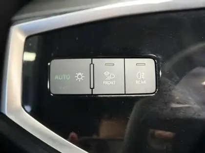 Photo 8 Audi Q3  Sportback 35 TFSI 150 ch S tronic 7