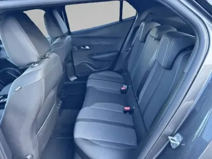 Photo 11 Peugeot 2008  PureTech 100 S&S BVM6