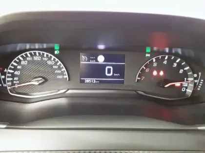 Photo 29 Peugeot 2008  PureTech 100 S&S BVM6