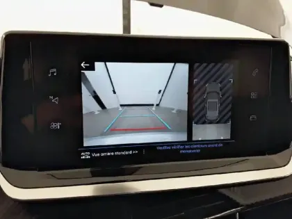 Photo 37 Peugeot 2008  PureTech 100 S&S BVM6