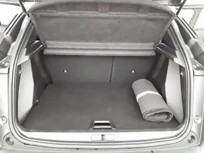 Photo 25 Peugeot 2008  PureTech 100 S&S BVM6