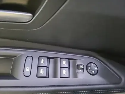 Photo 30 Peugeot 3008  BlueHDi 130ch S&S BVM6