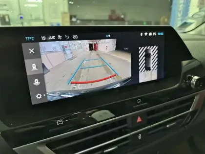 Photo 20 Citroën C4  PureTech 130 S&S EAT8