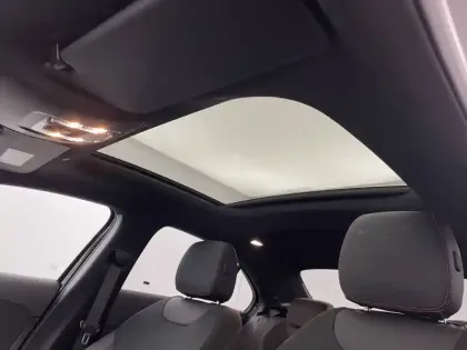 Photo 23 Mercedes Classe A  200 7G-DCT