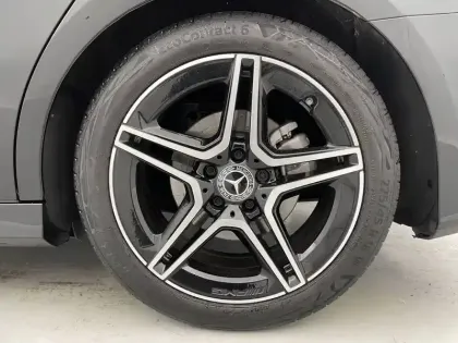 Photo 16 Mercedes Classe A  200 7G-DCT