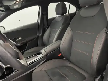 Photo 14 Mercedes Classe A  200 7G-DCT