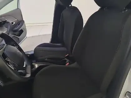 Photo 71 Peugeot 208  PureTech 75 S&S BVM5