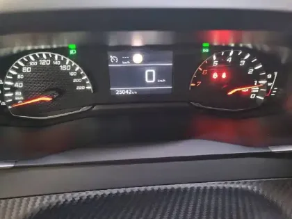 Photo 40 Peugeot 208 Gén. II Ph2 Active 5