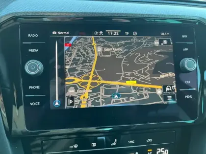 Photo 26 Volkswagen Passat  SW 2.0 TDI EVO SCR 200 DSG7 4Motion