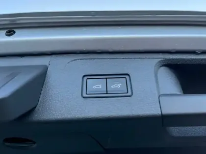 Photo 15 Volkswagen Passat  SW 2.0 TDI EVO SCR 200 DSG7 4Motion