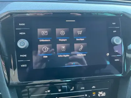 Photo 25 Volkswagen Passat  SW 2.0 TDI EVO SCR 200 DSG7 4Motion