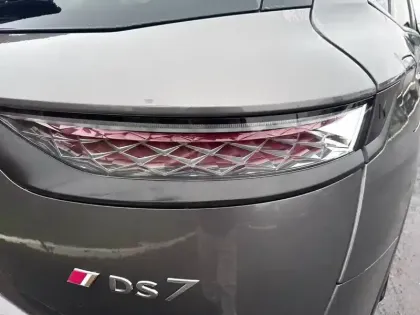 Photo 16 DS DS 7 DS7 Crossback Hybride E-Tense 225 EAT8