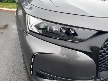 Photo 93 DS DS 7 DS7 Crossback Hybride E-Tense 225 EAT8