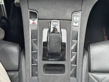 Photo 13 DS DS 7 DS7 Crossback Hybride E-Tense 225 EAT8