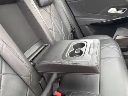 Photo 33 DS DS 7 DS7 Crossback Hybride E-Tense 225 EAT8