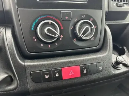 Photo 20 Peugeot Boxer  TOLE 330 L1H1 BLUEHDI 120 S&S