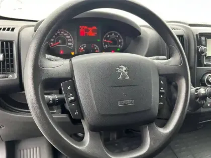 Photo 8 Peugeot Boxer  TOLE 330 L1H1 BLUEHDI 120 S&S