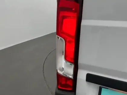 Photo 16 Peugeot Boxer  TOLE 330 L1H1 BLUEHDI 120 S&S