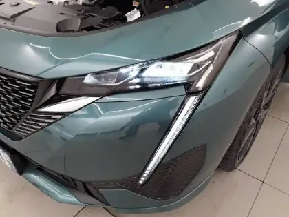 Photo 15 Peugeot 308  SW PureTech 130ch S&S EAT8