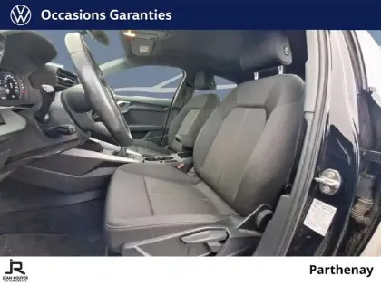 Photo 17 Audi A3  Berline 30 TFSI 110