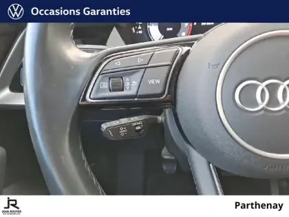 Photo 10 Audi A3  Berline 30 TFSI 110