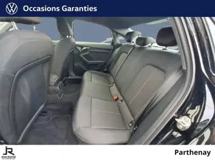 Photo 18 Audi A3  Berline 30 TFSI 110