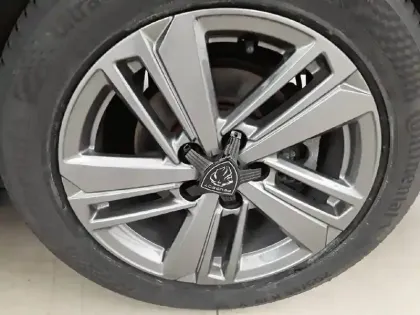 Photo 32 Peugeot 308  SW BlueHDi 130ch S&S EAT8