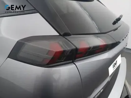 Photo 38 Peugeot 2008  BlueHDi 100 S&S BVM6