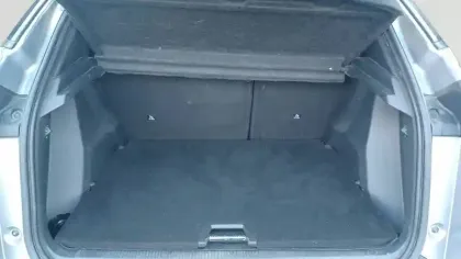 Photo 8 Peugeot 2008  BlueHDi 100 S&S BVM6