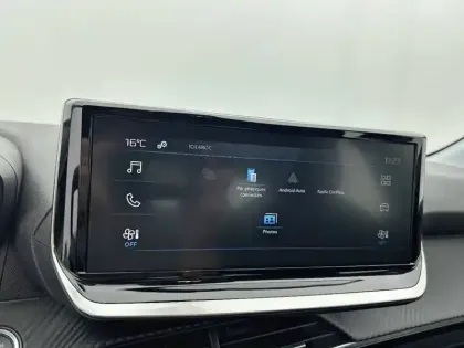 Photo 23 Peugeot 208  PureTech 100 S&S BVM6