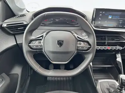 Photo 8 Peugeot 208  PureTech 100 S&S BVM6