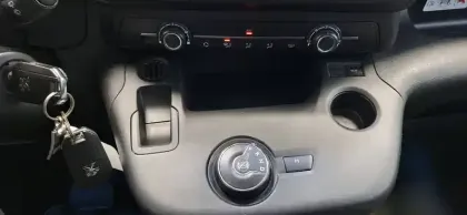 Photo 29 Peugeot Partner  CA XL BLUEHDI 130 S&S EAT8