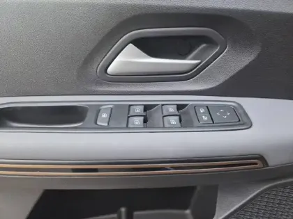 Photo 138 Dacia Jogger  ECO-G 100 7 places GSR2