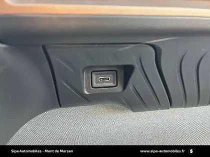 Photo 19 Citroën C3 Aircross  Hybride 145 e-DCS6