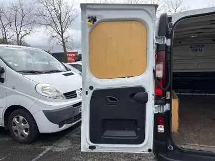 Photo 22 Renault Trafic  FGN L2H1 1300 KG DCI 120