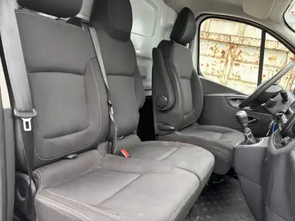 Photo 13 Renault Trafic  FGN L2H1 1300 KG DCI 120