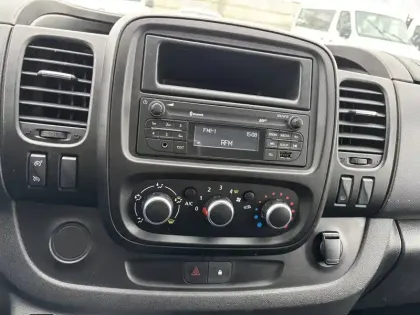 Photo 34 Renault Trafic  FGN L2H1 1300 KG DCI 120