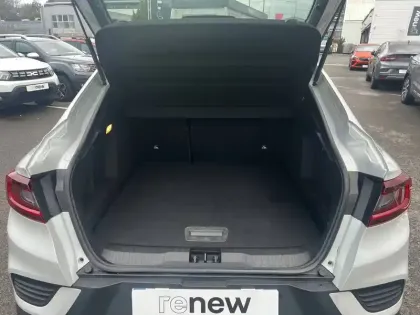 Photo 17 Renault Arkana  E-Tech 145 - 21B