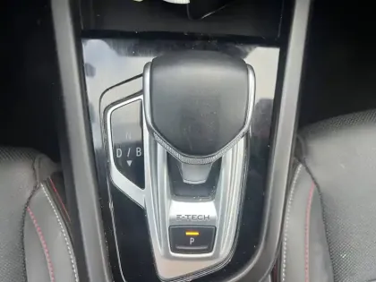 Photo 27 Renault Arkana  E-Tech 145 - 21B