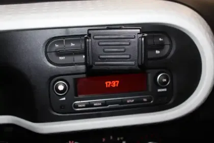 Photo 10 Renault Twingo  III TCe 95