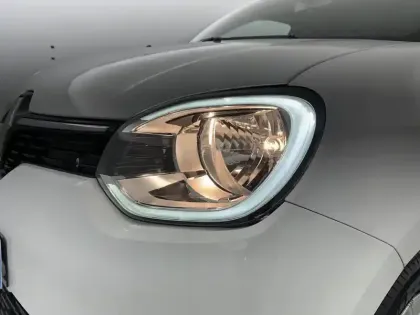 Photo 19 Renault Twingo  III Achat Intégral - 21