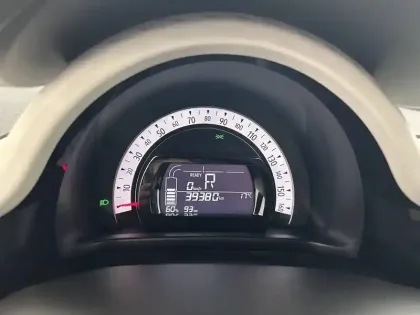 Photo 16 Renault Twingo  III Achat Intégral - 21