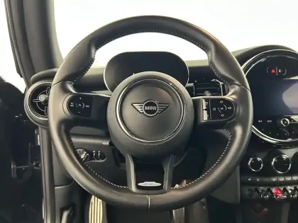 Photo 10 Mini Mini Hatch 3 Portes Cooper 136 ch DKG7