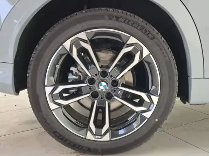 Photo 7 BMW X2 i eDrive20 204ch BVA