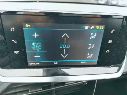 Photo 14 Peugeot 208  Electrique 50 kWh 136ch