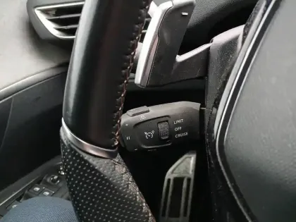 Photo 14 Peugeot 3008  PureTech 130ch S&S EAT8