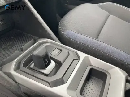 Photo 16 Dacia Duster  Hybrid 140